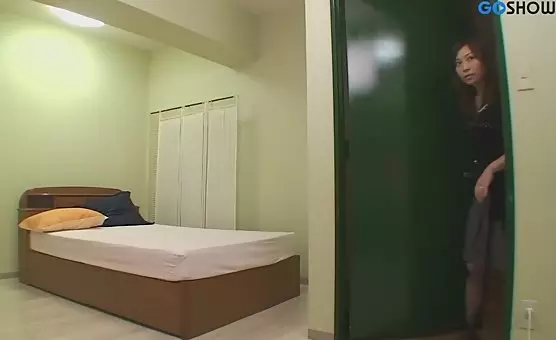Mature Asian Woman Loves His Hard Cock with Hungry Mouth and Legs Wide Open